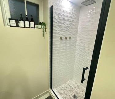 Constable Hook Apartment | Bayonne Delight- Cozy NYC Gateway Apartment