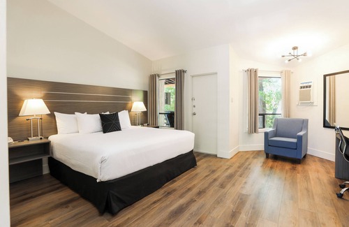 Waterton Park Hotel | Bayshore Inn & Spa