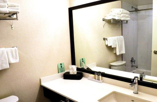 Regional District of Nanaimo Hotel | Bayside Resort, an Ascend Collection Resort