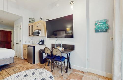 Baytowne Wharf Hotel | Baytowne Wharf - Pilot House 107