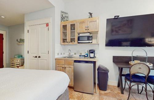 Baytowne Wharf Hotel | Baytowne Wharf - Pilot House 107