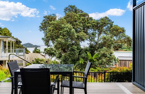 Paihia House | Bayview Corner Suite (Unit 2) - Paihia Unit