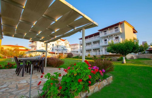 Amoudi Apartment | Baywatch 7 right on the water