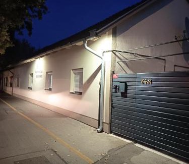 Bekescsaba Apartment | BB64 Apartmanház