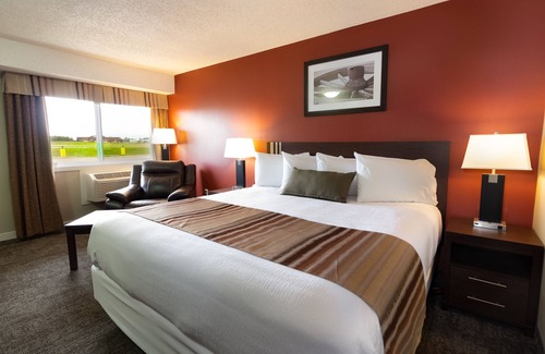 Lloydminster Hotel | BCMInns Lloydminster