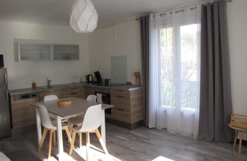 Bagneres-de-Bigorre Apartment | BdB nid douillet au rdc rando ressourçante