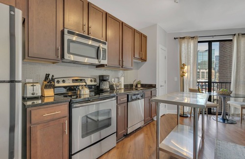 Sobro Apartment | Be in the Center of it all in the Gulch!