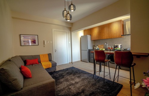 Neapolis Apartment | Beach 3 Min Away, Gorgeous Brand New Apartment