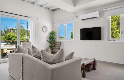 Punta Las Marias Apartment | Beach Access Escape With Pool And Tanning Lounges