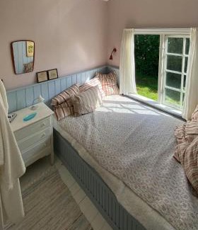 Holloselund House | Beach And Forest Close To Tisvilde House