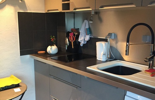 L'Autre-Bord Apartment | Beach at 100m▪ Sea view▪ Apartment classified 3*quiet▪ garden with trees▪1 bedroom