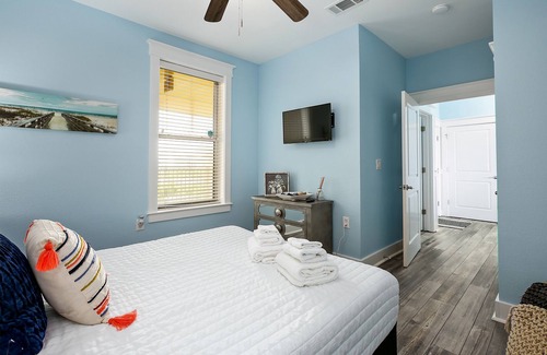 Red Fish Cove Resort | Beach Bayby...Townhouse in Popular Pointe West. Resort Pools, Lazy River!
