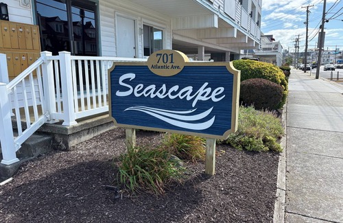 North End Condo | Beach block condo minutes to the boardwalk in Ocean City - Perfect for a getaway