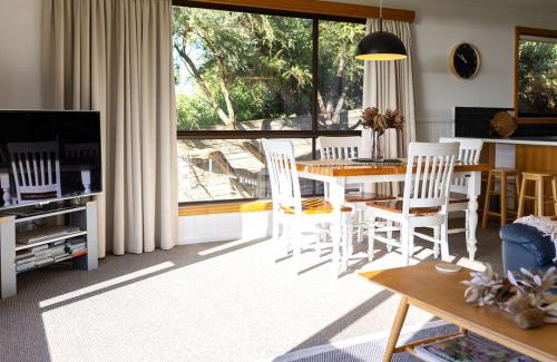Bicheno House | Beach Break - Diamond Island
