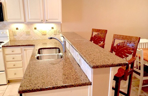Villa Sabine Condo | Beach Daze! ❤️ Heart of Pcola Beach! 🏝️ Veteran owned.🇺🇸