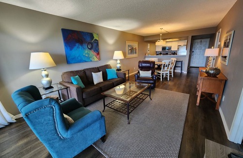 Stuart Condo | Beach Delight! Direct Oceanfront Beach Condo, Heated Pool, Ocean Views, Balcony