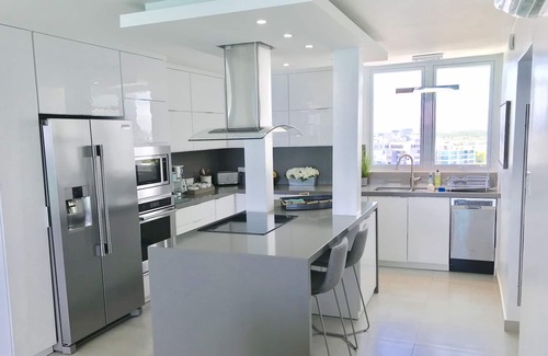Isla Verde Condo | Beach Front Condo With Endless Ocean Views