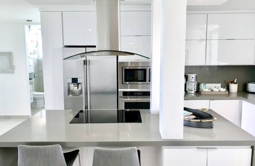 Isla Verde Condo | Beach Front Condo With Endless Ocean Views