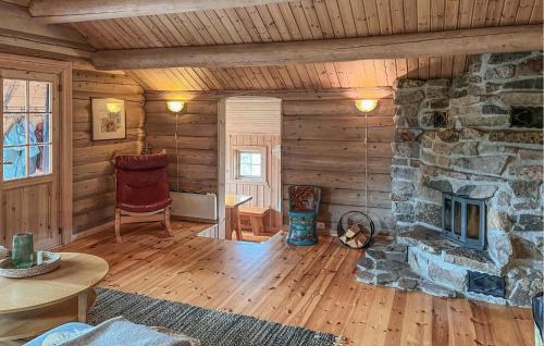 Dølemo House | Beach Front Home In Dølemo With Wifi