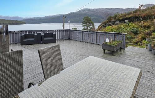 Hardangerfjord House | Beach Front Home In Omastrand