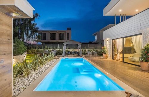 Funtana House | Beach front home in Porec