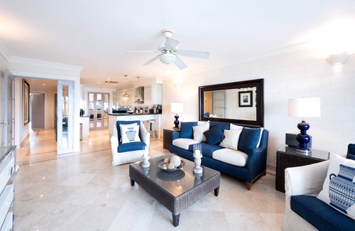 Old Trees Bay Apartment | Beach Front Luxury Apartment With 2 En-Suite Bathrooms And 30m Pool