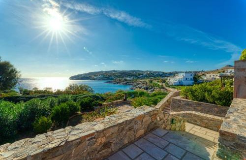 Megas Gialos Villa | Beach front Majestic Villa