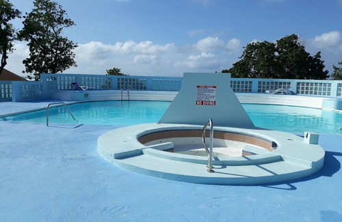 Negril Apartment | Beach front property along famous 7 mile beach in Negril.