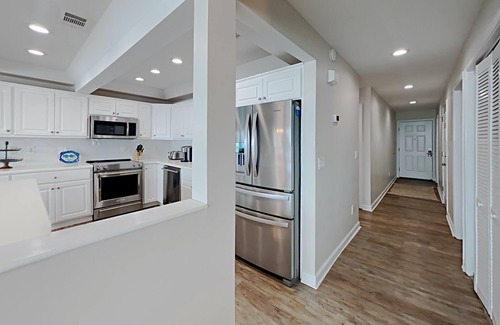 Seagrove Beach Condo | "Beach Happy" - 3 Bedroom Beachfront - Complimentary Beach Set Up (Seasonal)
