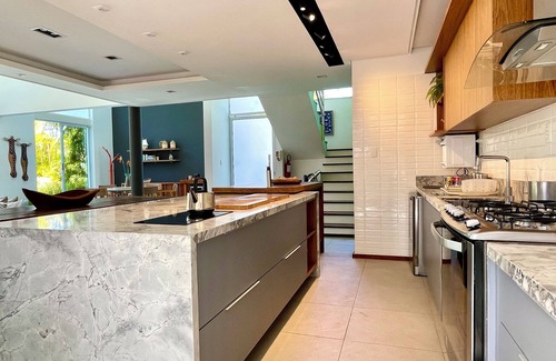 Jaua House | Beach House 4 suites and swimming pool. Comfort and privacy just a few steps from the sea