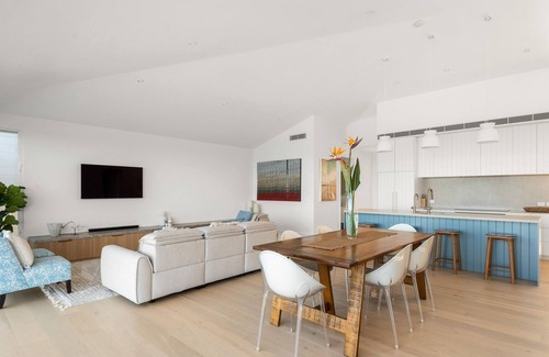 Palm Beach House | Beach house bliss at Palm Beach with amazing beach and ocean views!