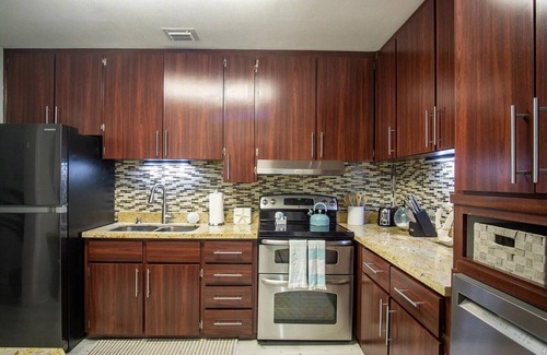 Marathon House | Beach House in Marathon with Amazing Backyard!