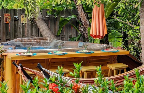 Marathon House | Beach House in Marathon with Amazing Backyard!