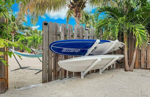 Marathon House | Beach House in Marathon with Amazing Backyard!