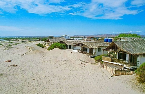 Mancora Cabin | Beach loft hut with private steps onto the beach