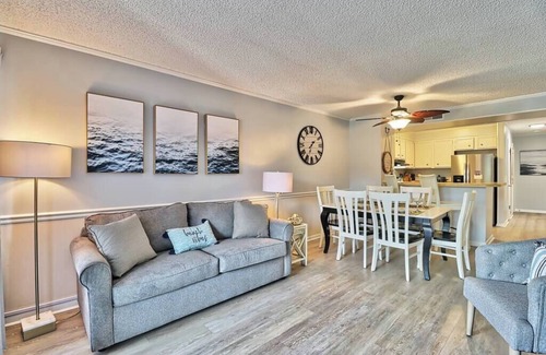 Ocean Drive House | Beach & Nightlife 3BR/2.5 BA service dog friendly