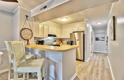 Ocean Drive House | Beach & Nightlife 3BR/2.5 BA service dog friendly