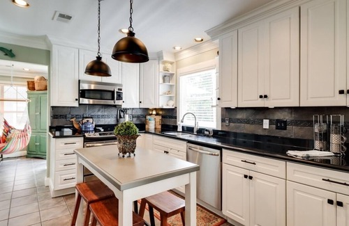 Gulfport House | Beach view cottage, 700 ft to the beach and 5 minute drive to downtown!