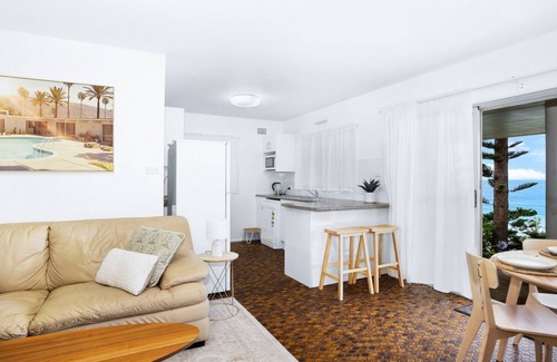 Mollymook Beach House | Beach View Mollymook