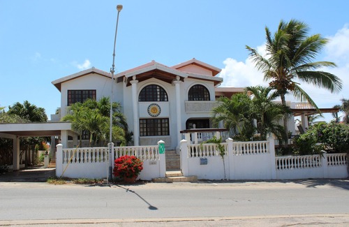 Arashi Apartment | Beach white villa oceanview apartment B, BEST LOCATION!