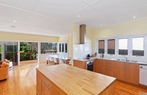 Macmasters Beach House | Beachcomber on Macmasters