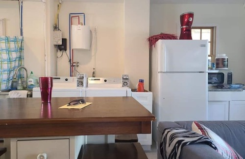Highlands Apartment | BEACHFRONT 1BR WATERVIEWS WITH DECK PRIVATE BEACH