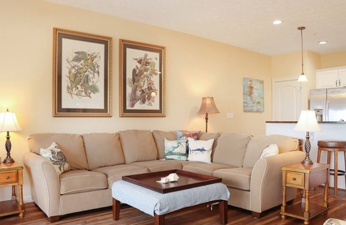 Cape San Blas Condo | Beachfront 2BR Condo: Club1C, Pool, Hot Tub & Deck