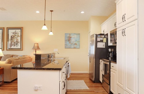 Cape San Blas Condo | Beachfront 2BR Condo: Club1C, Pool, Hot Tub & Deck