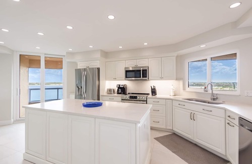 Sand Key Condo | Beachfront 3BR w/Pool Access - Panoramic Ocean Views & Resort Amenities