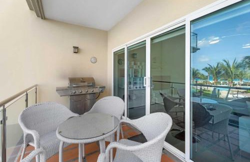 Oranjestad-West House | Beachfront - Ambiente Elegante 2BR condo - BC256