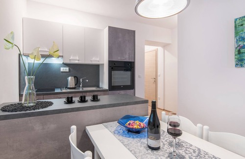 Podstrana Hotel | Beachfront Apartmants Zanic