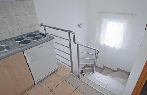Vinjerac Apartment | Beachfront Apartments Tamarix - One Bedroom Apartment with Partial Sea View