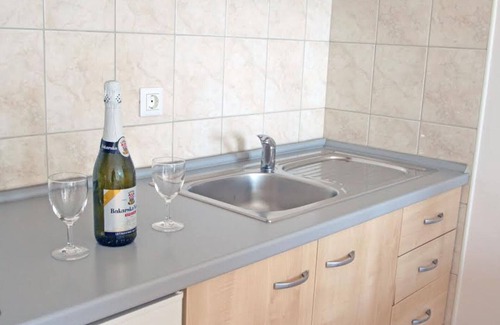 Vinjerac Apartment | Beachfront Apartments Tamarix - Superior One Bedroom Apartment (Grand) 4