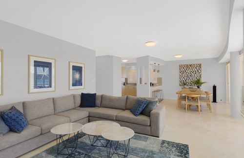 Avoca Beach Apartment | Beachfront Avoca Beach - Soundwaves 1